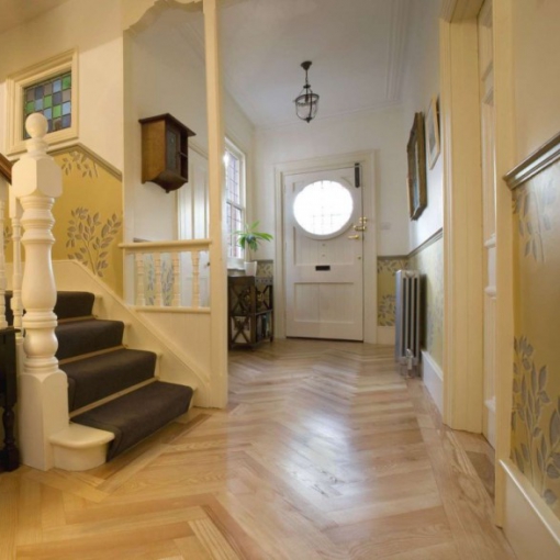 kőris csaphornyos parketta,Tölgy Csíkos parketta,lamella parketta,hagyományos parketta,klasszikus parketta,tölgy parketta,svédpadló,hajópadló,rétegelt svédpadló,fatikparketta,ragasztó,parketta ragasztó,bona parketta lakk,murexin parketta lakk,mapei parket