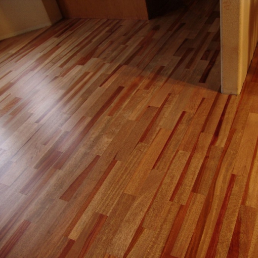 jatoba ipari parketta,jatoba svédpadló,lakkozott parketta,olajozott svédpadlók,strukturált padlók,fatik parketta,monte titano svédpadlók,soulum padlók,cabreuva svédpadló,tölgy padló,rétegelt padlók,svédpadló padlófűtésre,cumaru svédpadló,trópusi fapadló,e