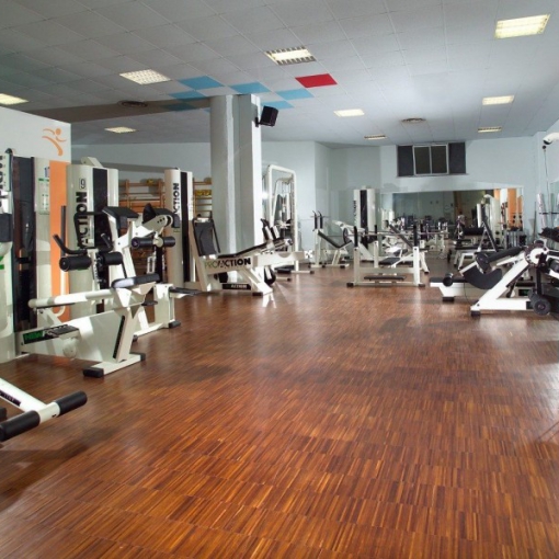 merbau avangard ipari parketta,léc parketta,ipari parketta,egzóta parketta,trópusi parketta,halszálka parketta,tölgy lakkozott parketta,gőzölt akác parketta,monte titano parketta,soulum svédpadlóselyemfényű lakkozott parketta,matt lakkozott hagyományos pa